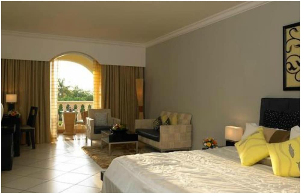 The Zuri White Sands Goa Resort and Casino 32/58