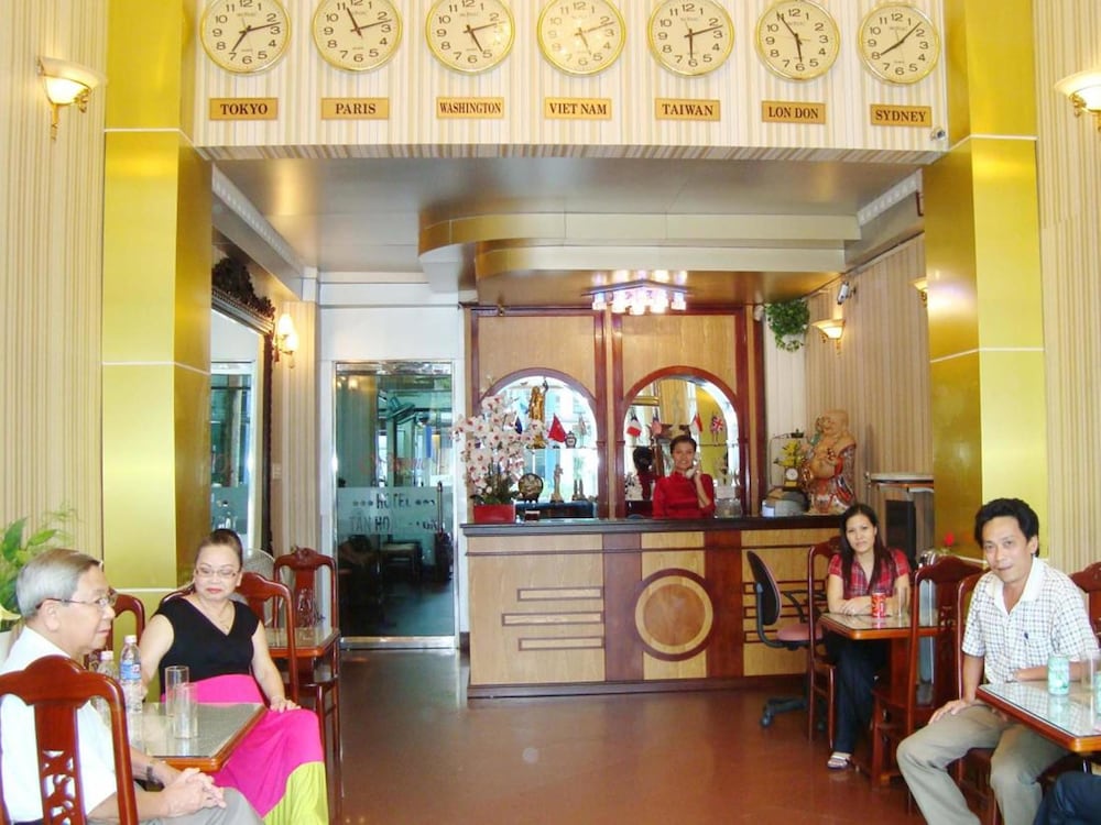 Tan Hoang Long Hotel District 5 4/30