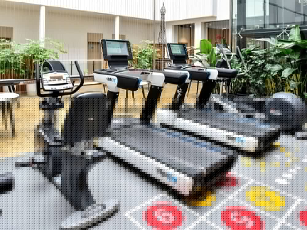 IBIS Shanghai New Hongqiao Hotel 42/68