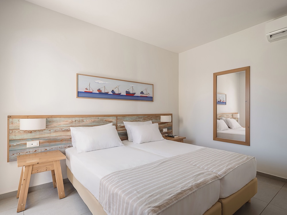 Erato Beach Hotel - Adults Only 16/50