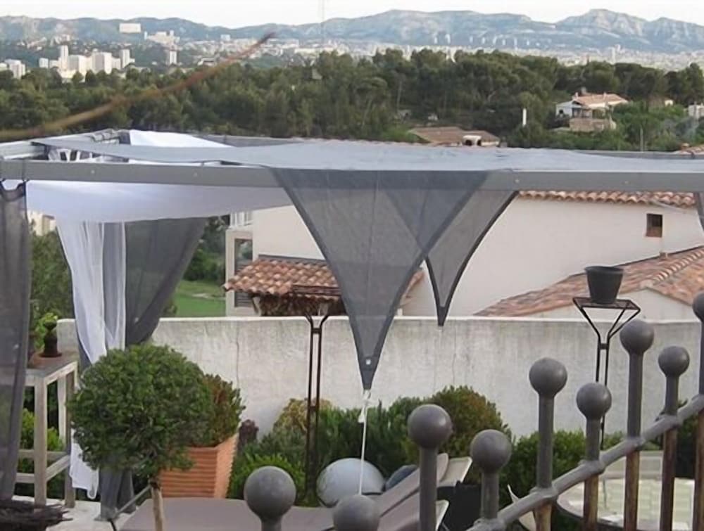 Villa Blanche 5/34
