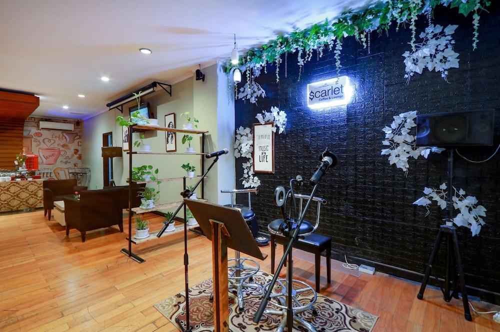 Hotel Dafam Pekalongan 33/66