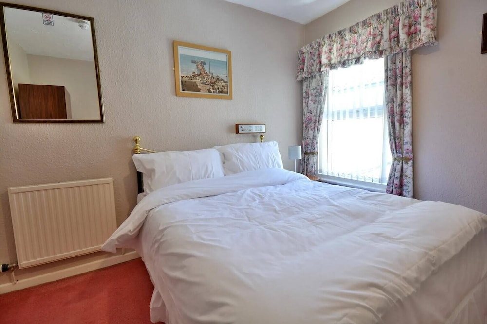 Royal Oakwell Hotel 33/52
