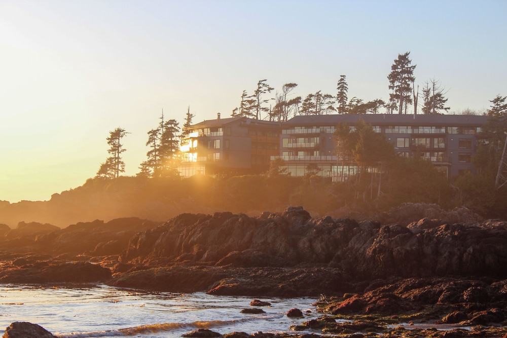 Black Rock Ocean Front Resort 61/69