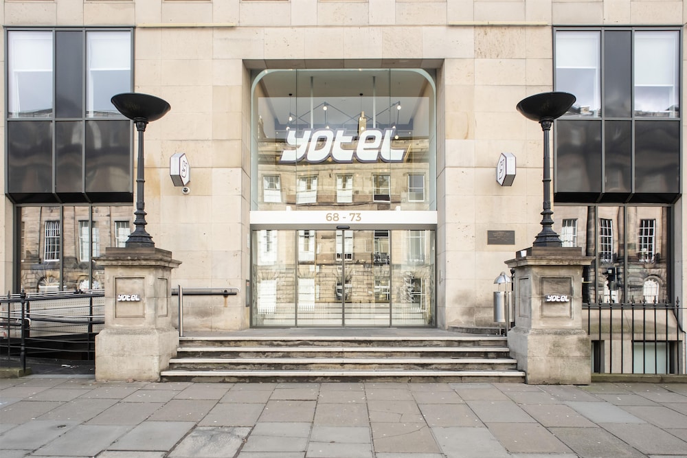 YOTEL Edinburgh, Select by Hilton 49/72