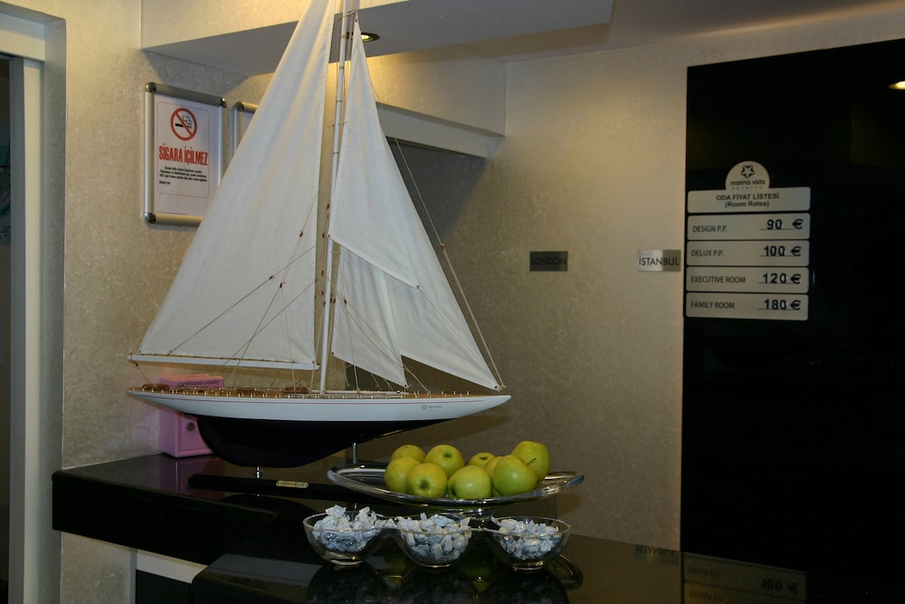 MARINA BOUTIQUE FETHIYE 18/50