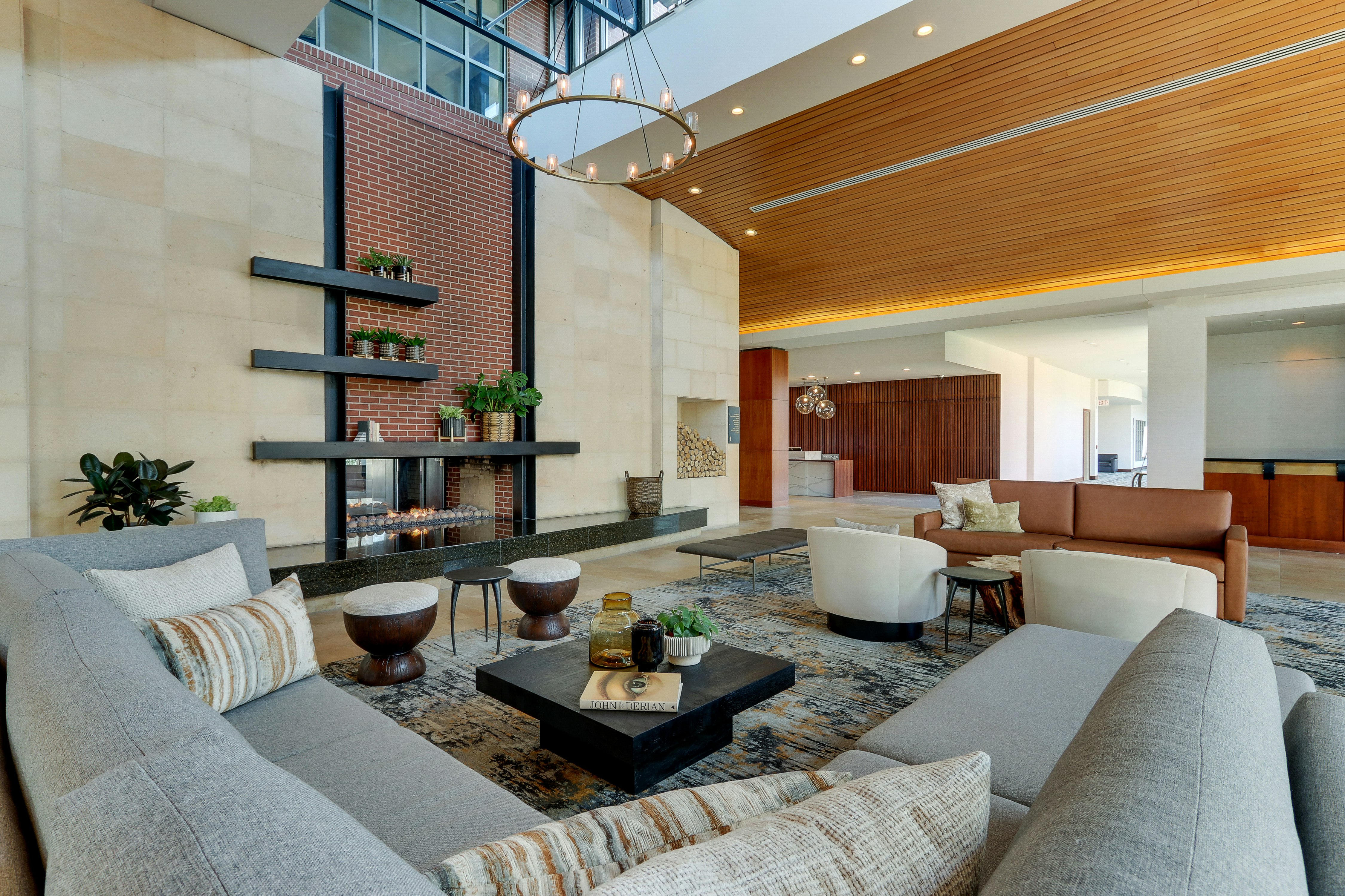 The Chattanoogan Hotel, Curio Collection by Hilton 51/73