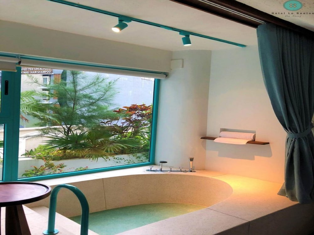 Hotel Le Bouton 25/49