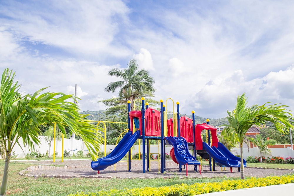 La Casa De Playa Ocho Rios 24/38