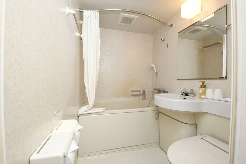 Naha Beach Side Hotel 14/71