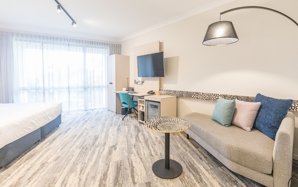 Mermaid Waters Hotel by Nightcap Plus 24/50