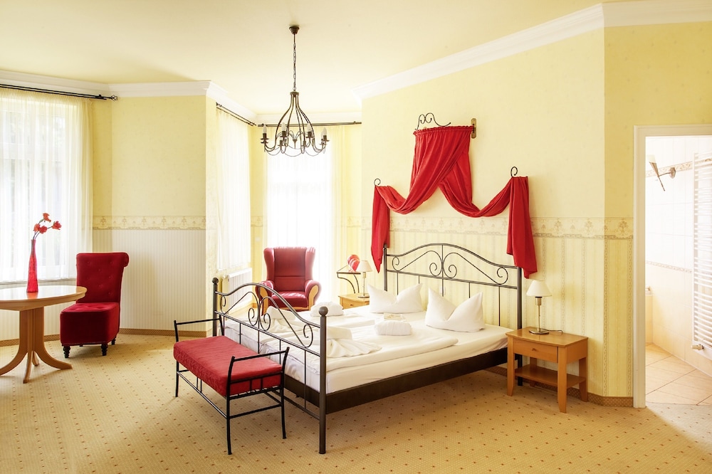 Ostseehotel Villen Im Park 16/48