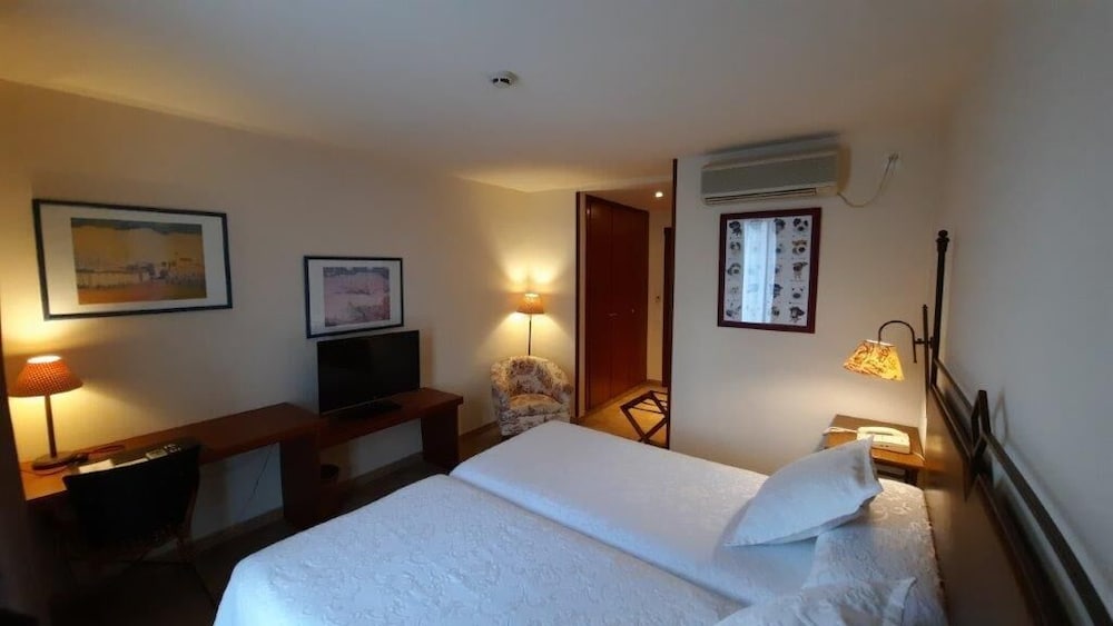 Hotel Sant Jordi 11/50