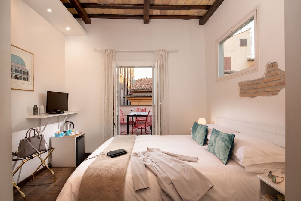 The Right Place 4U Roma Navona Terrace Luxury Rooms 5/35