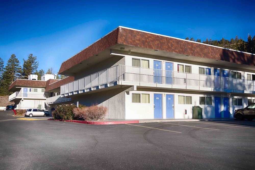 Motel6 Mammoth Lakes, CA 51/55