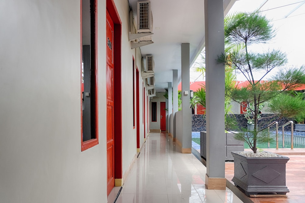 OYO 2595 Hotel Jinan Makassar 5/24