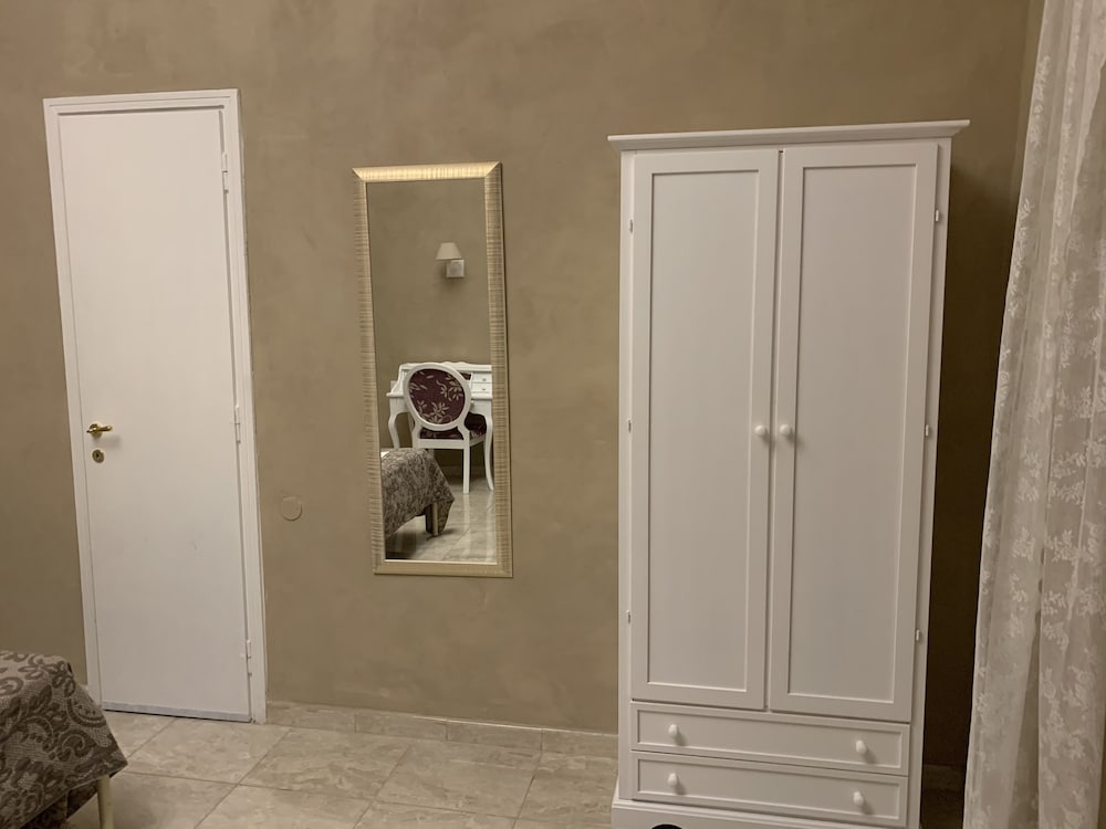Boutique Hotel Calais Milano 36/63