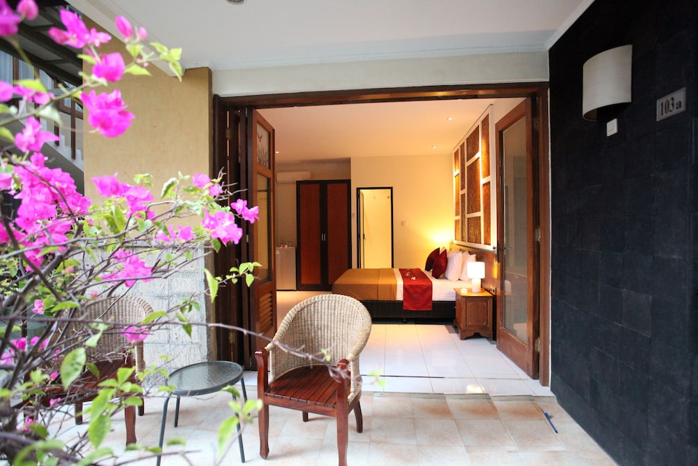 Sanur Seaview Hotel 25/58
