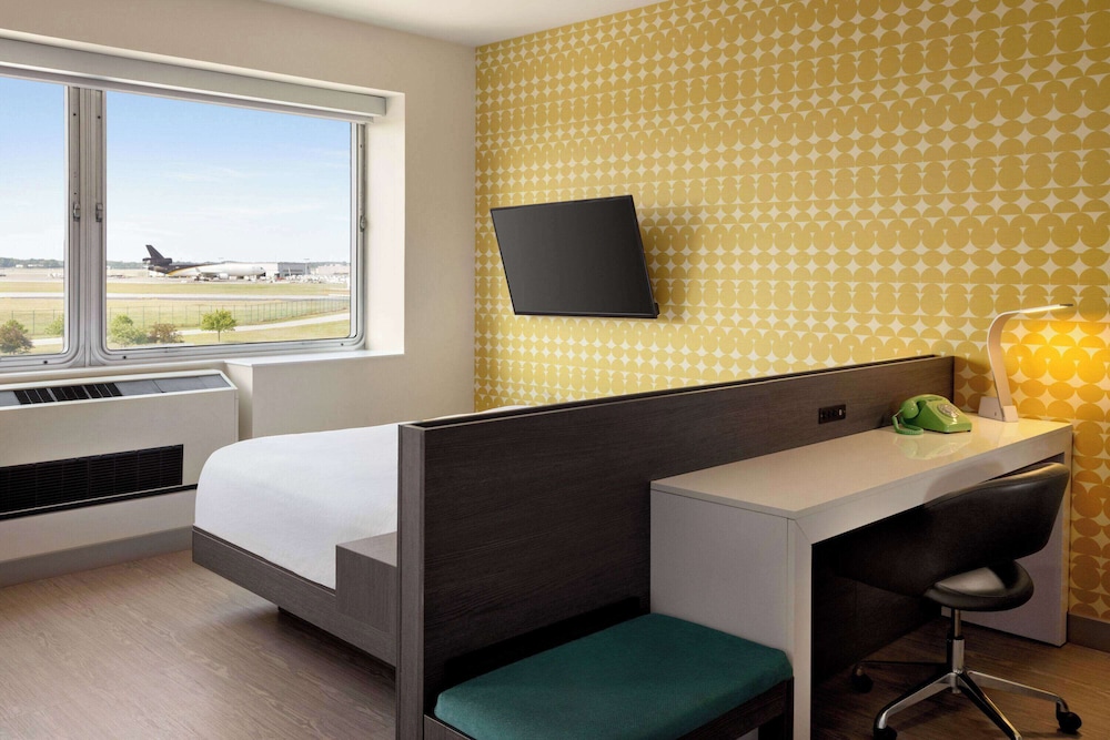 The Orbit Hotel, Trademark Collection by Wyndham 36/42