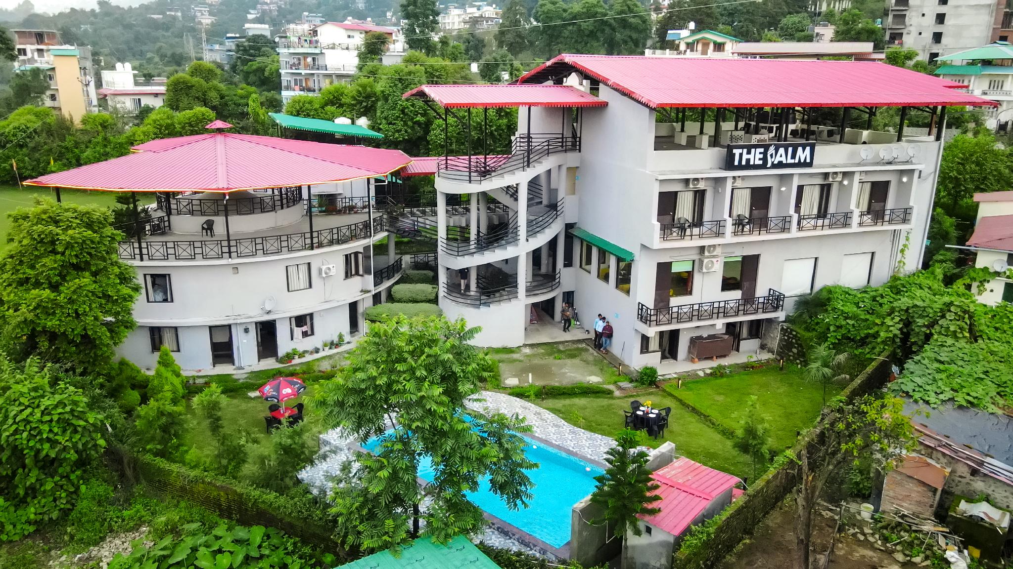 The Palm Hotel 14/16