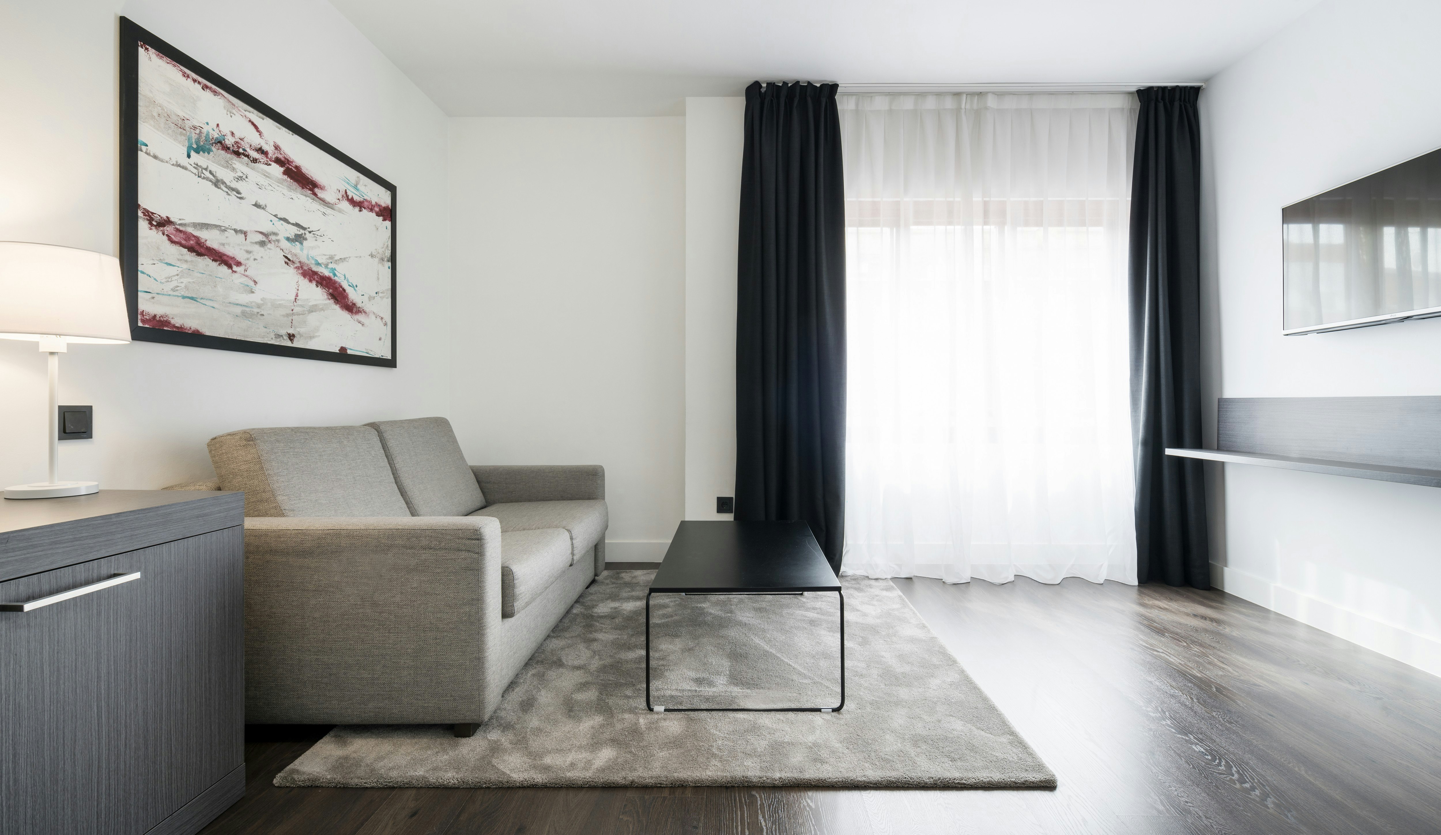 Ilunion Suites Madrid 12/26