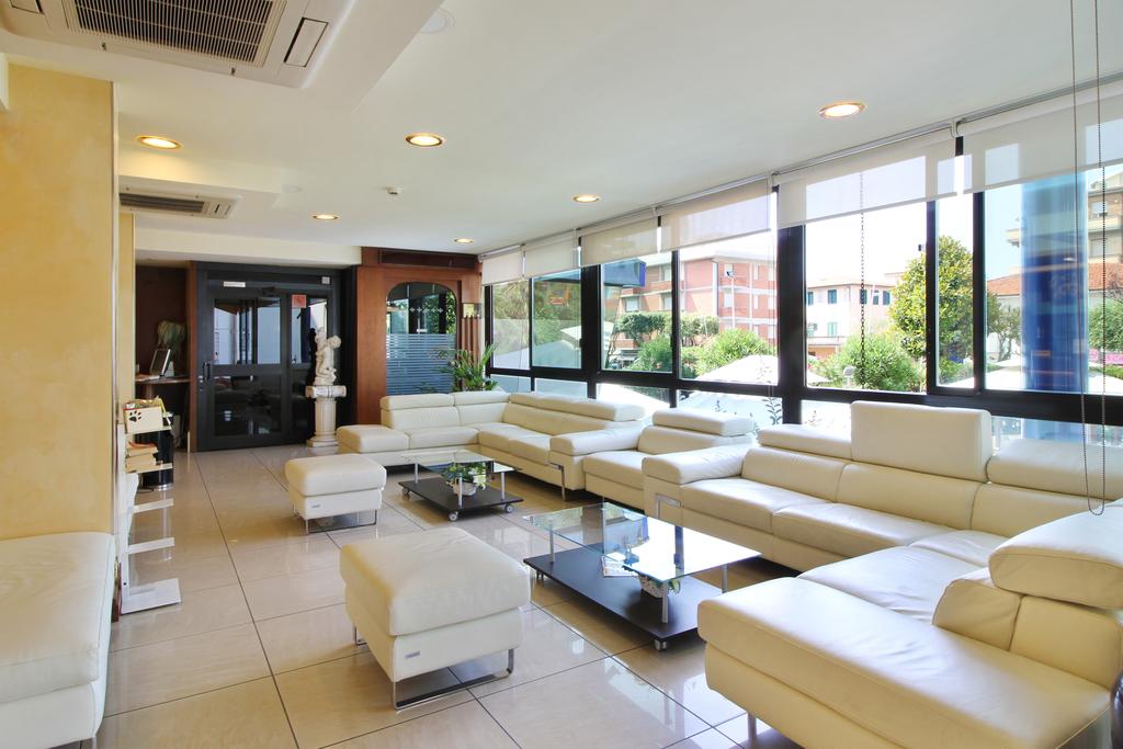 Hotel Eur 45/73