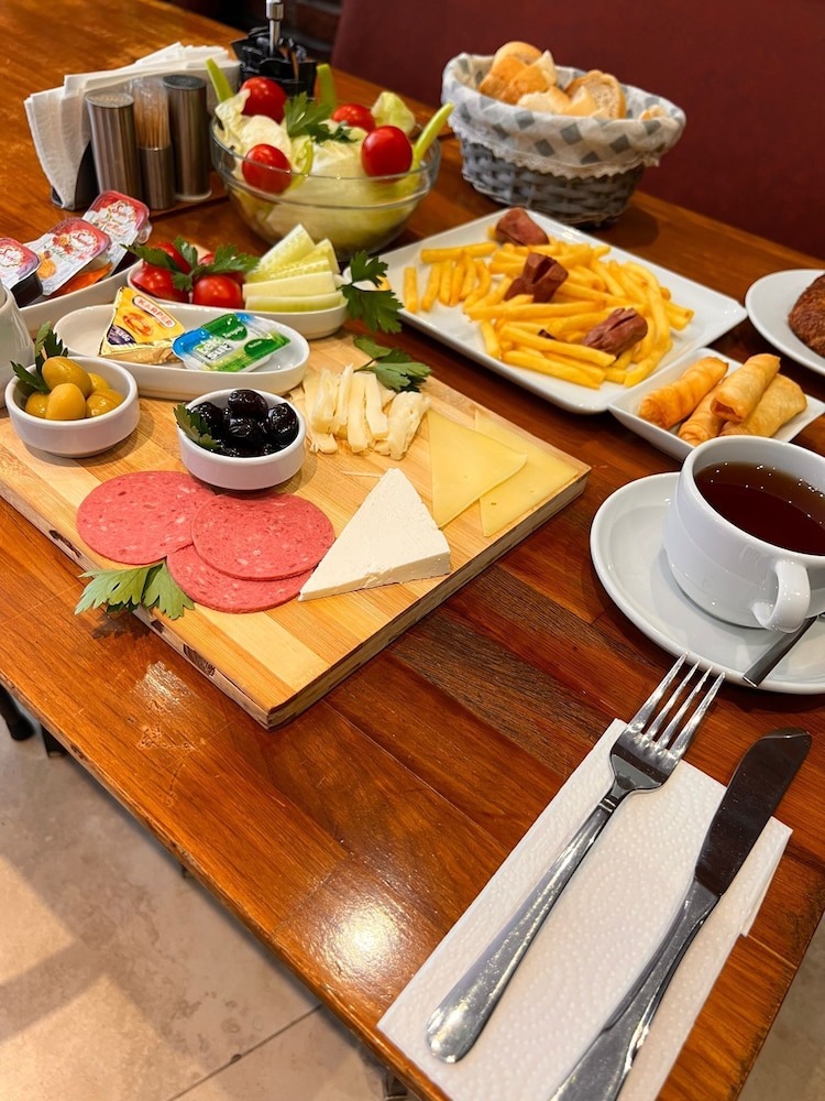 Peninsula Galata Boutique Hotel 66/81
