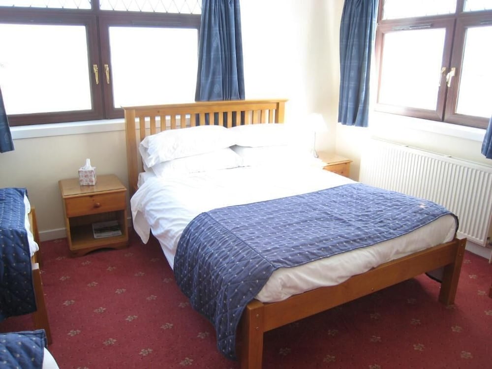 Herdshill Guest House 14/24