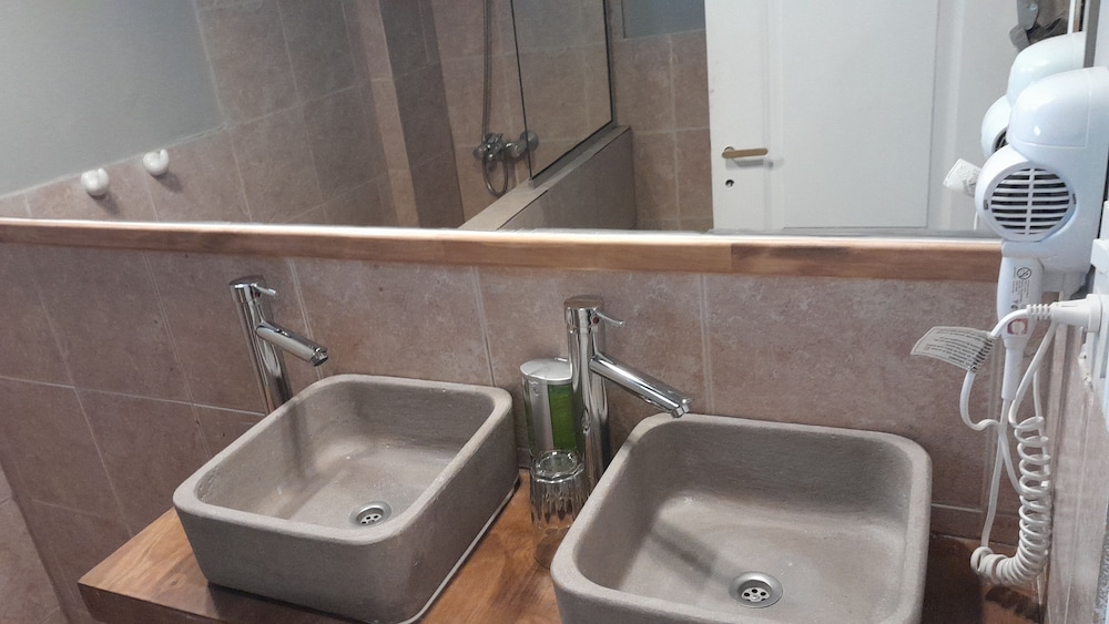 Hotel Del Glaciar Libertador 64/64