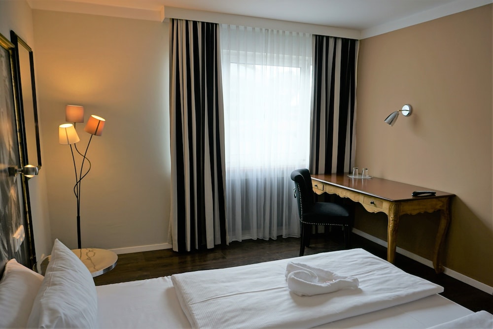 Hotel Calmo 25/58
