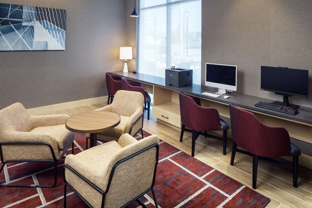Hyatt Place Boise/Meridian 16/24