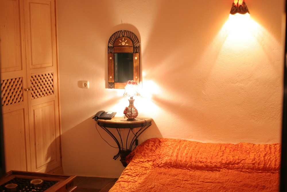 Afroessa A Class Hotel 45/76