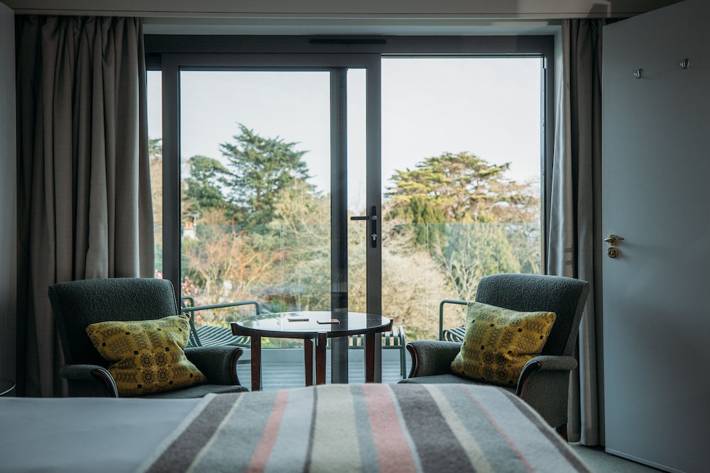 Meudon Hotel 34/50