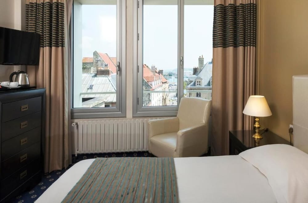 Hotel Aguado 44/72