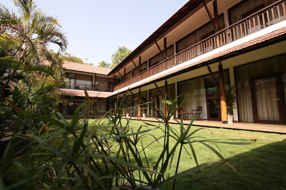 Kwality's Motel Shiraz 36/40