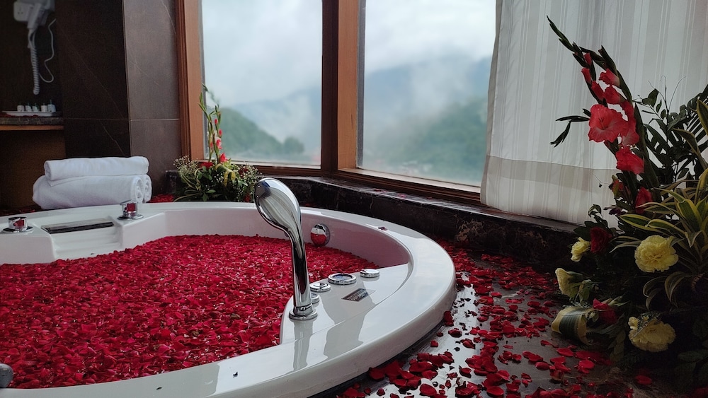 Rosetum Kasauli 42/44