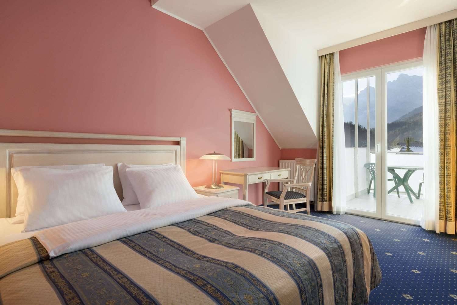 Ramada Hotel & Suites by Wyndham Kranjska Gora 10/34