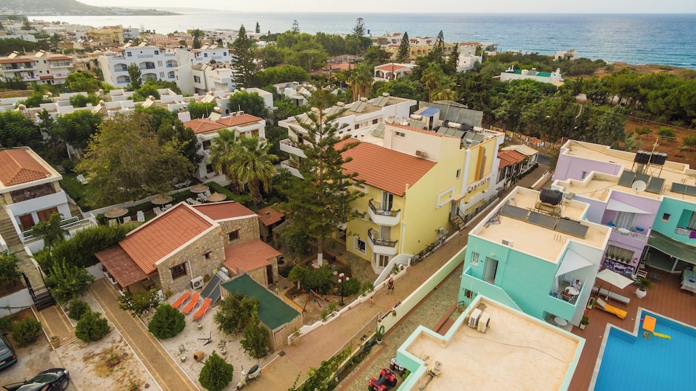 W Suites in MALIA