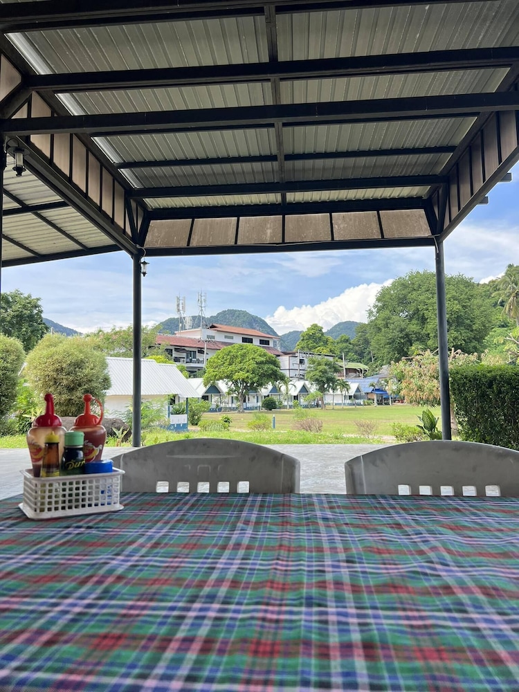 Gypsy Sea View Resort 59/69