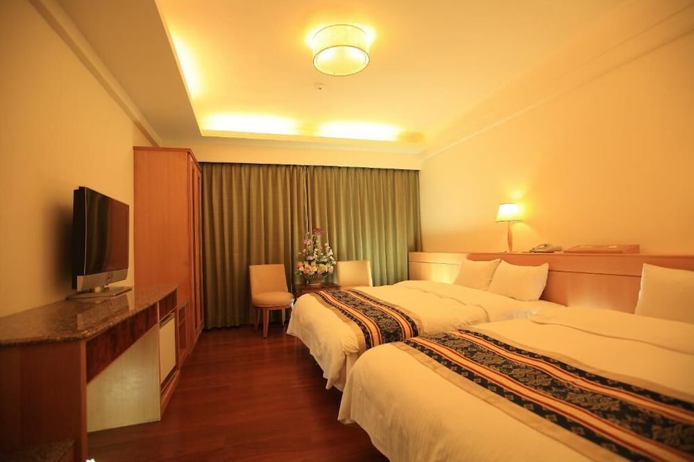 Dong Tair Spa Hotel 16/40