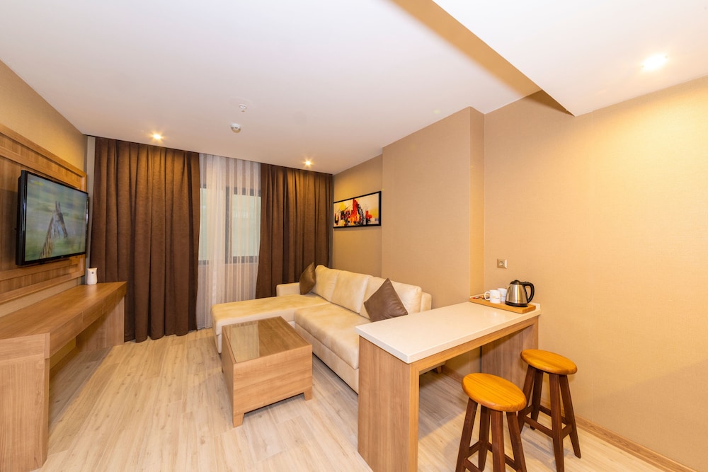 38 Hotel 34/64