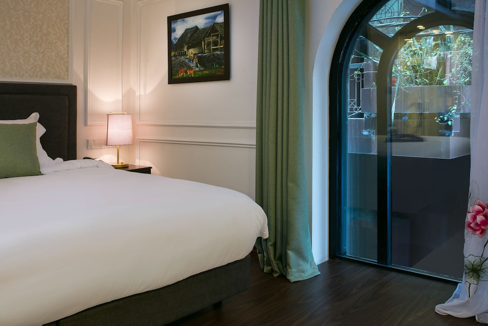 Hanoi Allure Hotel 11/60