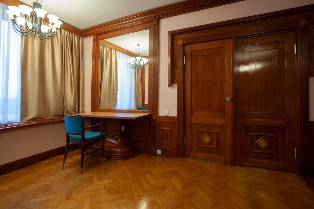 Garni Hotel Jugoslavija 5/62