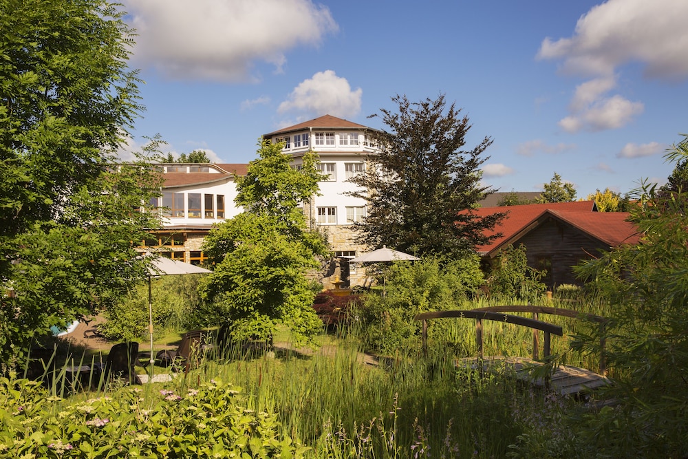 Wellnesshotel Seeschlosschen 46/50