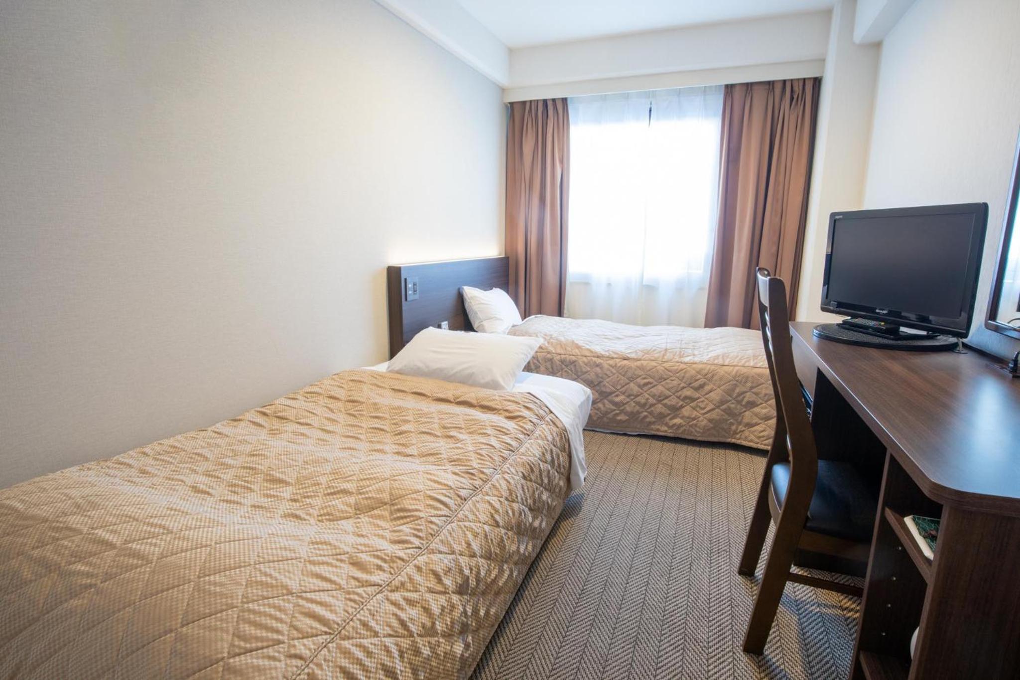 ECONOMY, TWIN BEDS