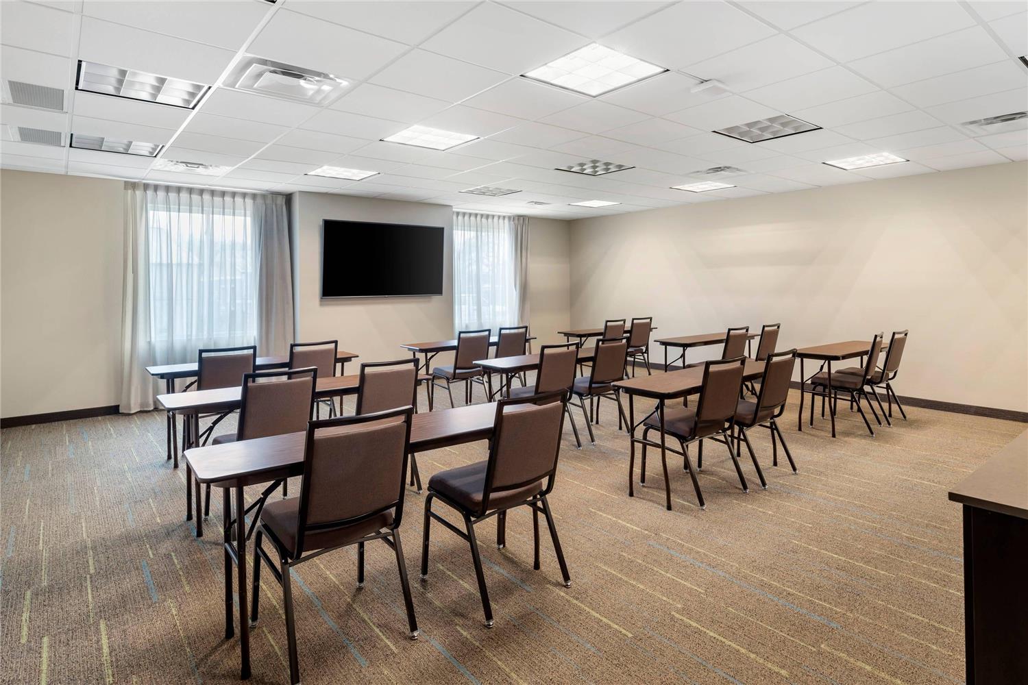 Mainstay Suites Lancaster Dallas South 30/37