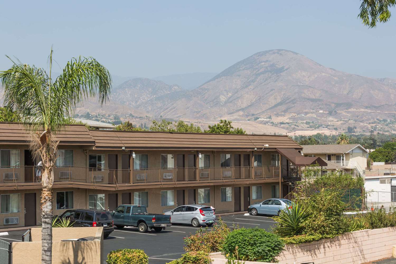 Days Inn by San Bernardino 2/18