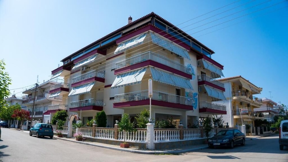 Niki Apartments 36/43