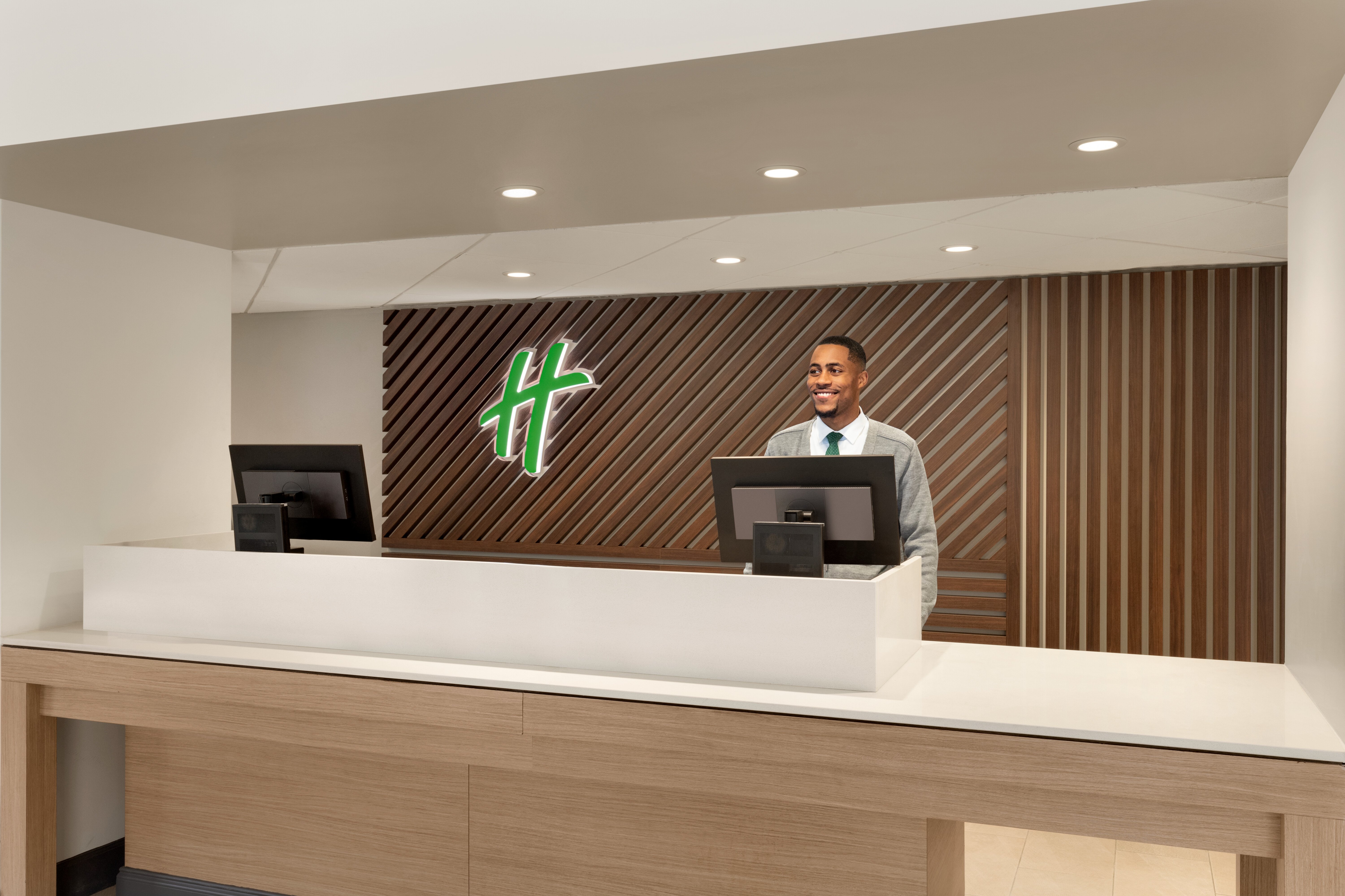 Holiday Inn Houston Intercontinental Airport 6/50