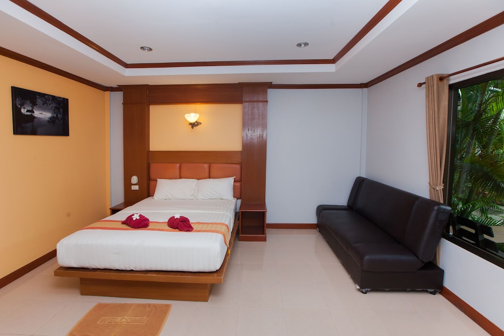 LANTA RIVIERA RESORT 28/37